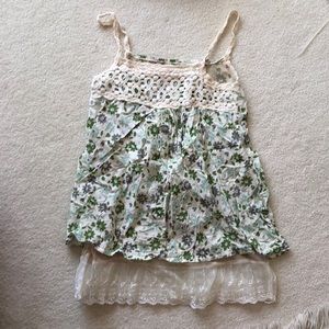 Green floral lace top XS